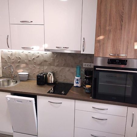 Apartments Nancy Котор Екстер'єр фото