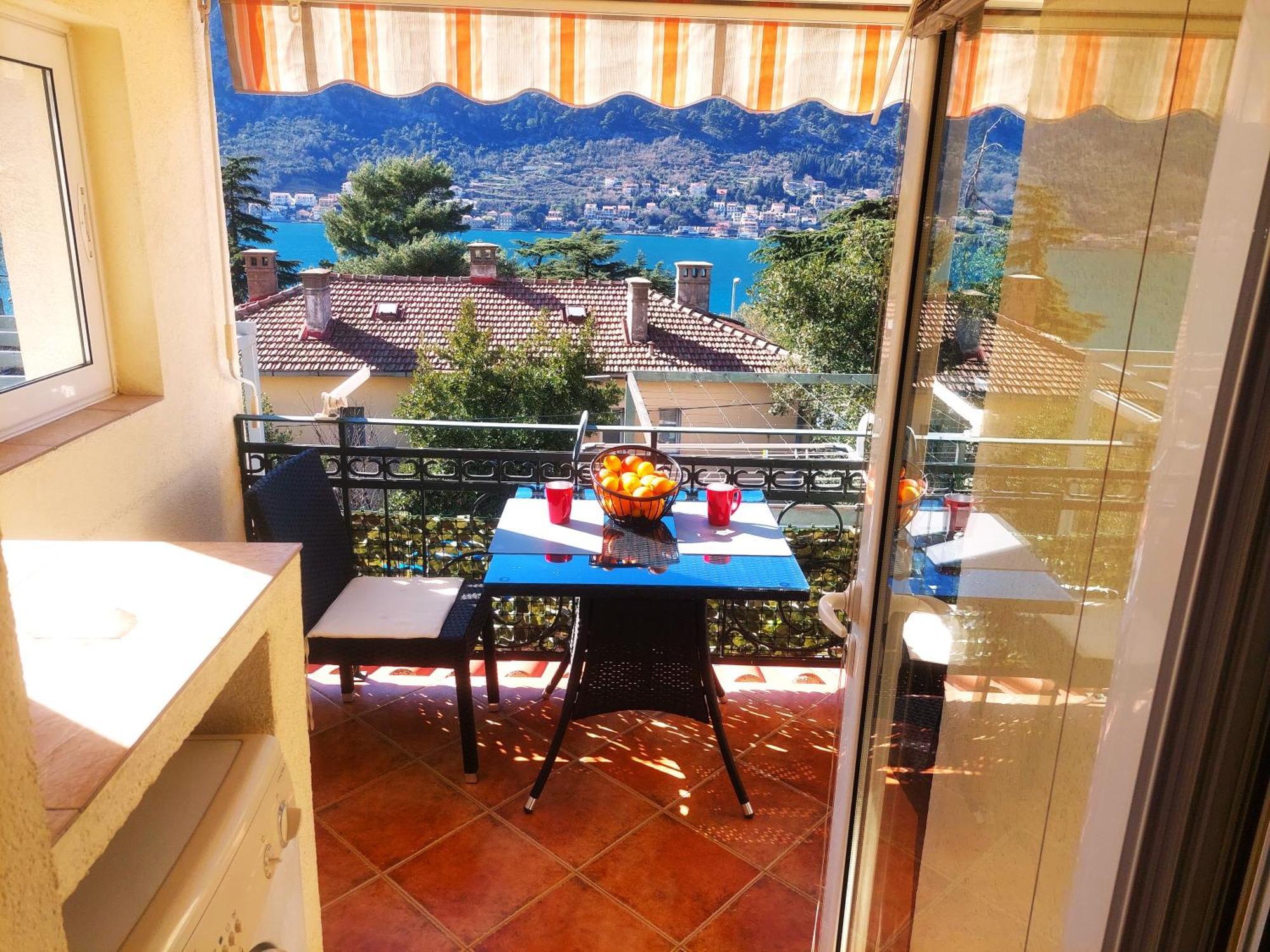 Apartments Nancy Котор Екстер'єр фото