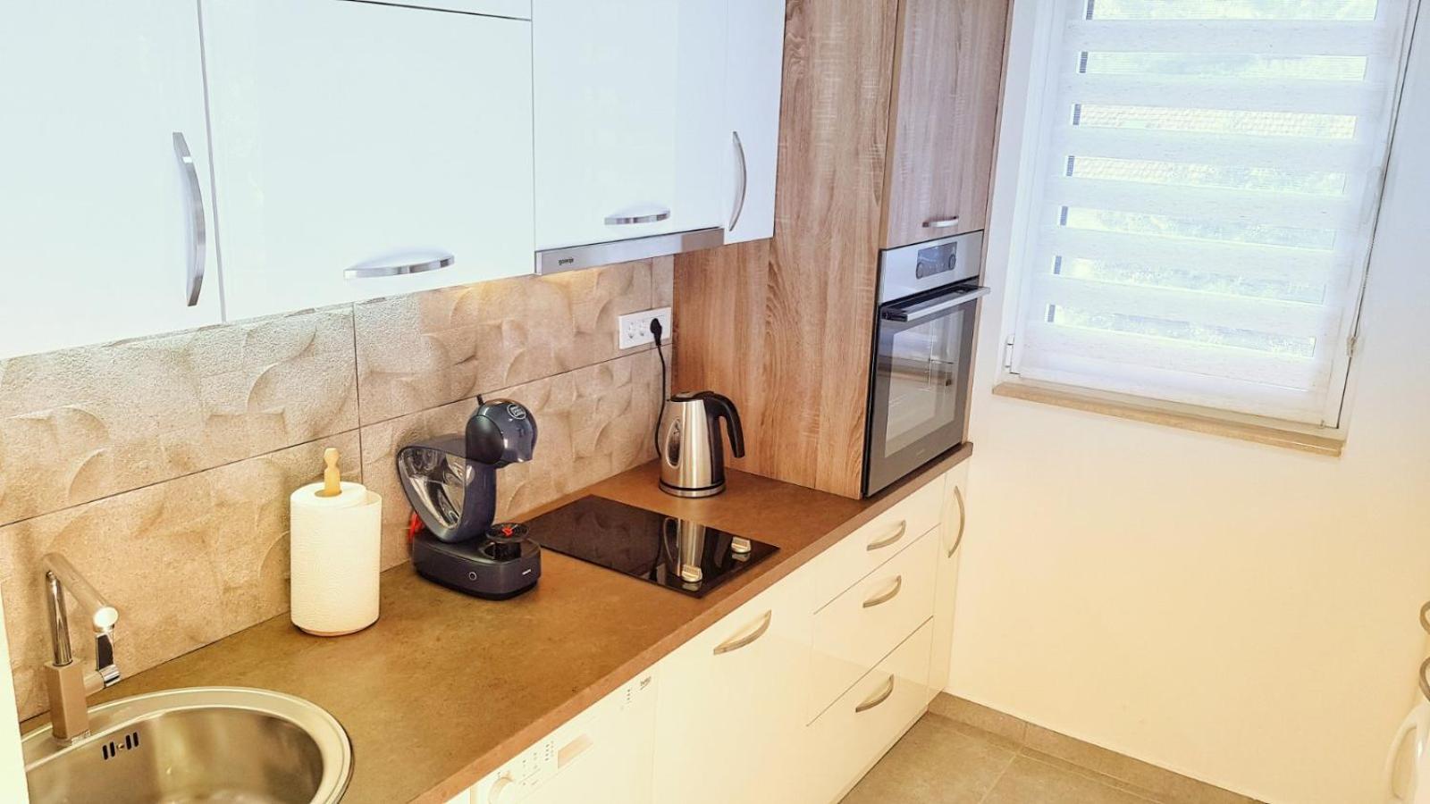 Apartments Nancy Котор Екстер'єр фото
